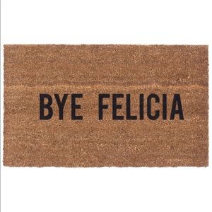 Meet your Posher, Marianne